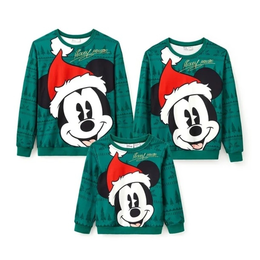3 Mickey Mouse Christmas graphic sweatshirt in green